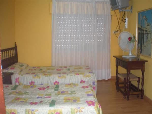 Hostal Salud ميريذا المظهر الخارجي الصورة